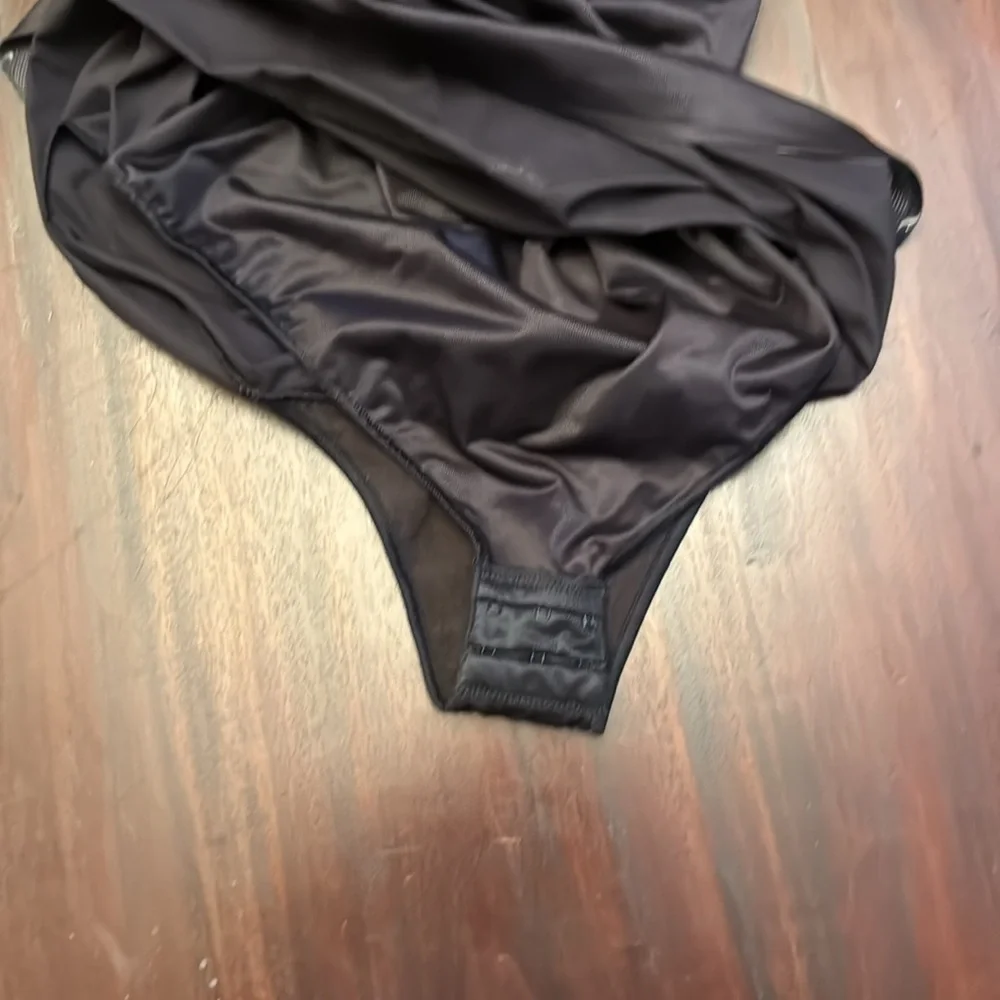TC black shapewear style 4032 size 38G